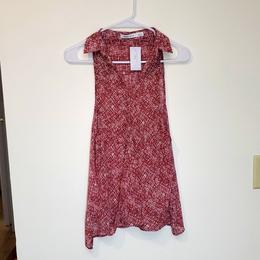 bishop + young Sleeveless Plum Blouse NWOT Front Overlapping Slit Small